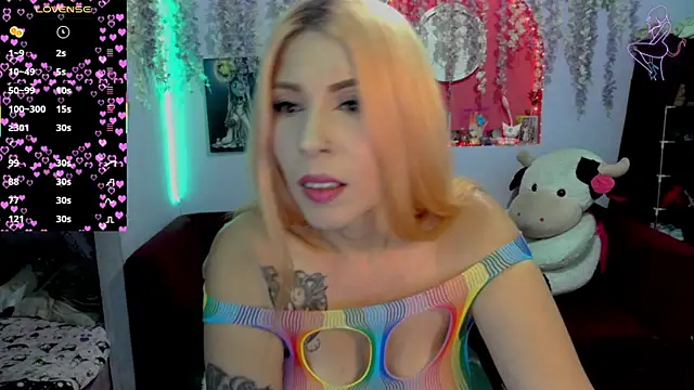 Snapshot of ValentinaMiller_ chatting on 06.13.26 ValentinaMiller online show from 06.13.26