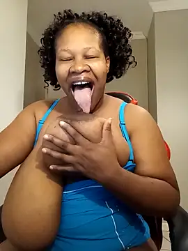 bustylisa1983 online show from 02.22.25