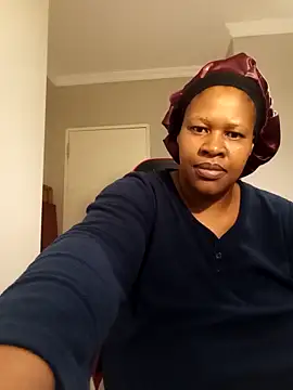 bustylisa1983 online show from 03.03.25