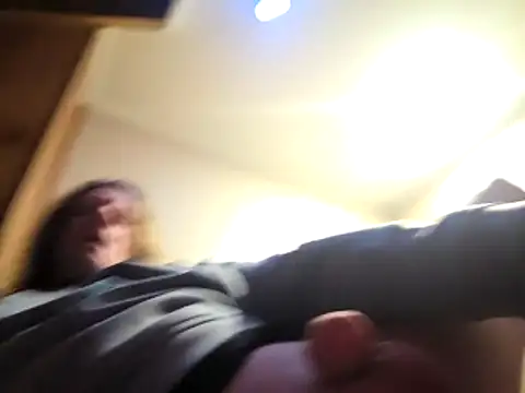 Snapshot of Travislovescum chatting on 12.20.25 Travislovescum online show from 12.20.25