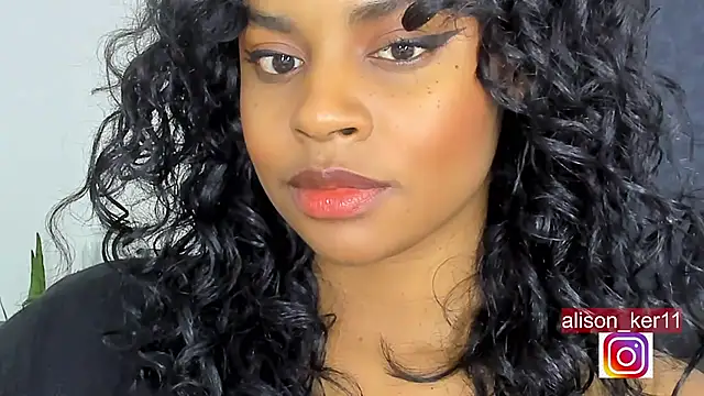 Snapshot of alison-ker3 chatting on 12.07.24 alison-ker3 online show from 12.07.24