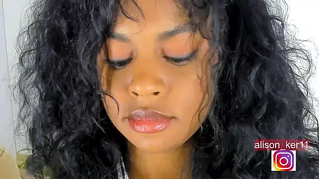 Snapshot of alison-ker3 chatting on 02.04.25 alison-ker3 online show from 02.04.25
