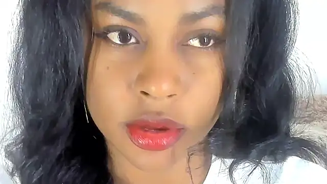 Snapshot of alison-ker3 chatting on 10.31.25 alison-ker3 online show from 10.31.25