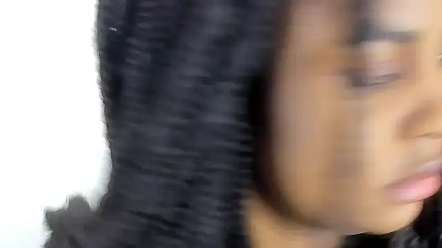 Snapshot of alison-ker3 chatting on 11.20.25 alison-ker3 online show from 11.20.25