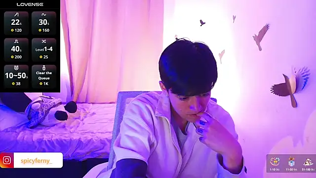 Snapshot of 9_Fernanda_9 chatting on 10.18.25 9 Fernanda 9 online show from 10.18.25