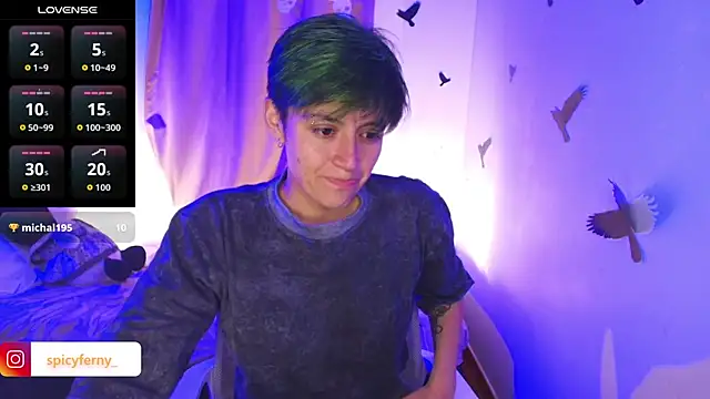 Snapshot of 9_Fernanda_9 chatting on 10.23.25 9 Fernanda 9 online show from 10.23.25