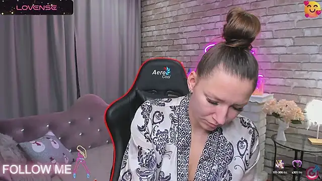 SarahCoksss online show from 01.31.25