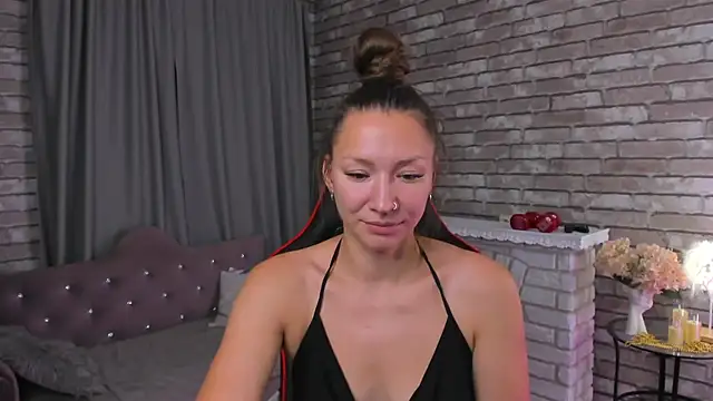 SarahCoksss online show from 10.12.25