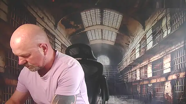 ManlyPrisonGuy online show from 06.01.26