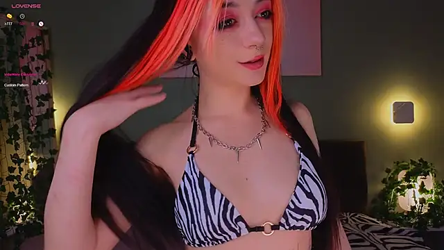 TristaRoht online show from 01.19.25