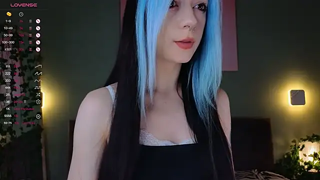 TristaRoht online show from 03.13.25