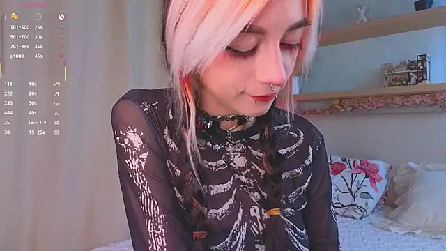 TristaRoht online show from 09.19.25