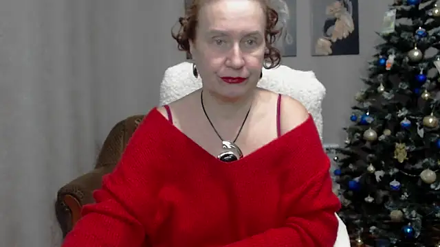 Snapshot of koroleva70 chatting on 01.08.25 koroleva70 online show from 01.08.25