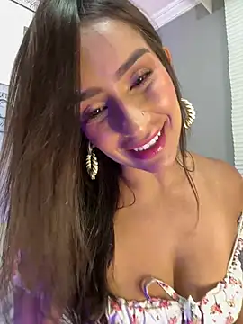 Mau White online show from 02.24.25