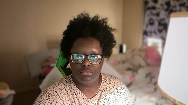 Yagurl  west online show from 12.23.25