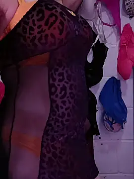 Mshizzle12 online show from 10.16.25