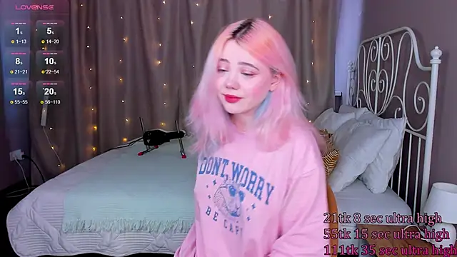   KawaiiYuki   online show from 03.16.25