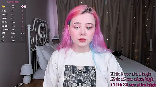   KawaiiYuki   online show from 03.20.25