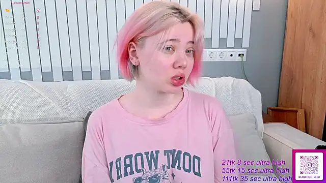   KawaiiYuki   online show from 04.24.26