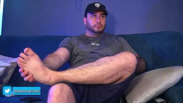 Snapshot of dantesatrianii chatting on 02.21.26 dantesatrianii online show from 02.21.26