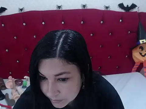 AdaFawxx online show from 10.25.25