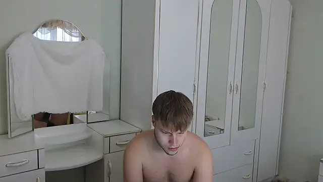 Zoro1999 online show from 01.10.25