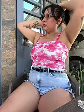 Snapshot of my-kitty chatting on 04.07.26 my-kitty online show from 04.07.26