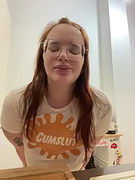 Mona-Peaches online show from 12.31.24