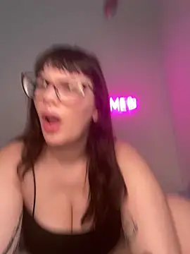 Mona-Peaches online show from 02.15.26