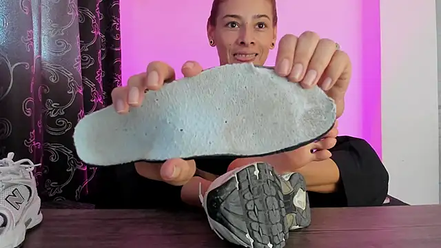 Mialenox online show from 12.29.24