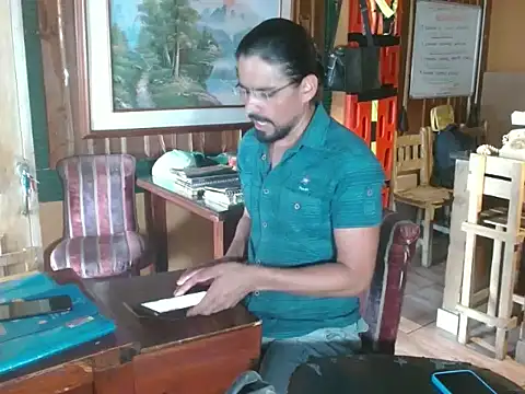 Dr Pocholate84 online show from 05.19.26