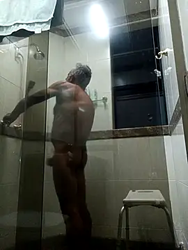 reijulio55 online show from 03.17.25