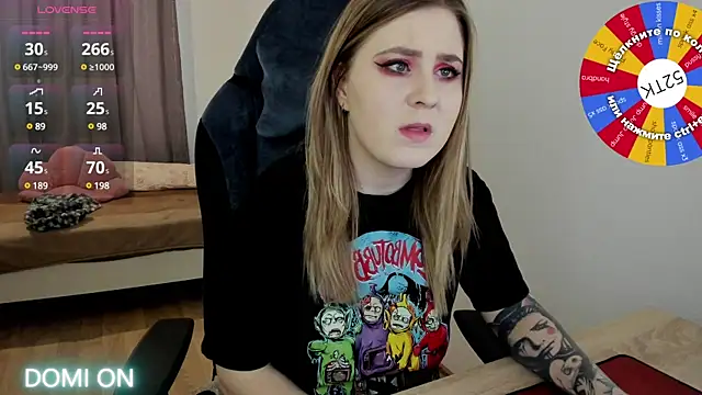 Olivia Munk online show from 02.02.25