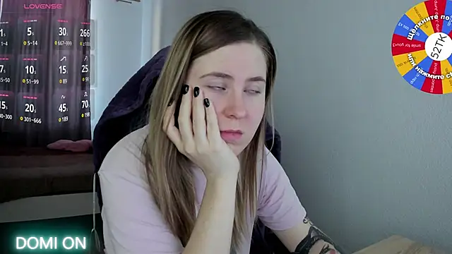 Olivia Munk online show from 02.19.25