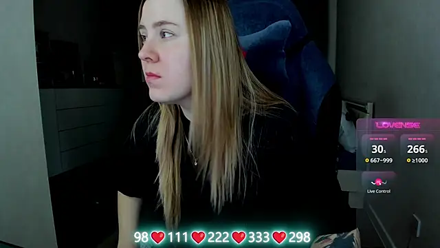 Olivia Munk online show from 03.06.26