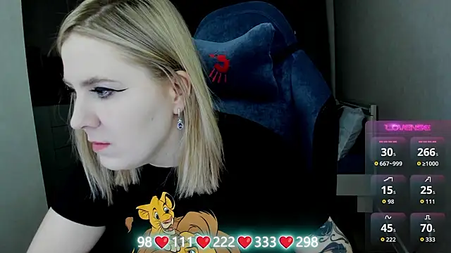 Olivia Munk online show from 03.31.26