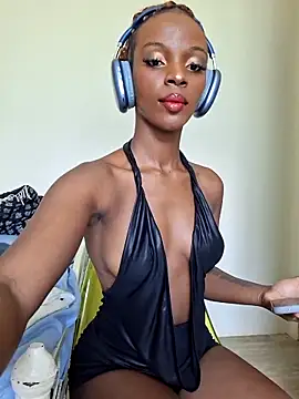 Kamdollie online show from 03.27.26