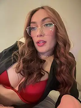 MichelleFerry  online show from 02.02.25