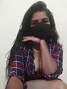 Shuttii 25 online show from 02.12.25