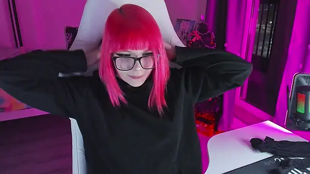 Snapshot of Yumi_Youkai chatting on 01.13.25 Yumi Youkai online show from 01.13.25