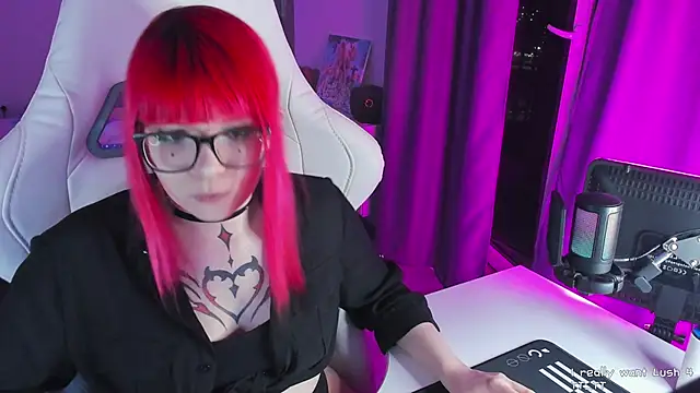 Snapshot of Yumi_Youkai chatting on 03.21.25 Yumi Youkai online show from 03.21.25