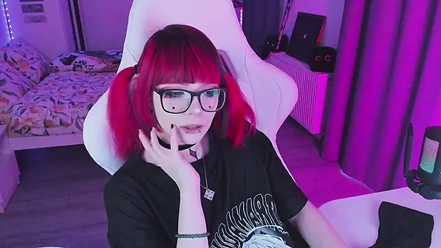 Yumi Youkai online show from 02.15.26