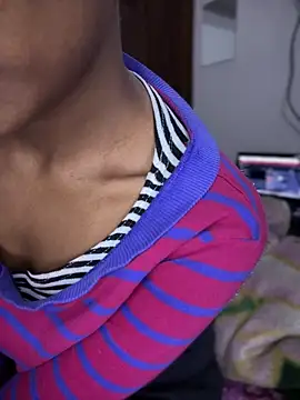 PARI Hun online show from 01.08.25