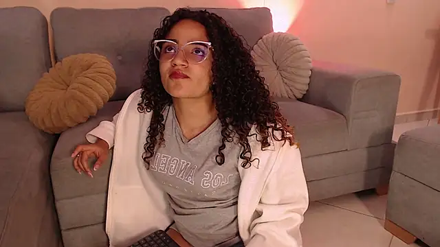 DAHLIA BROWNIE online show from 01.13.26