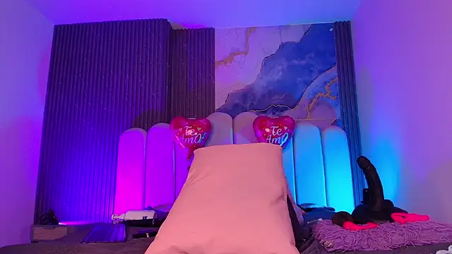 Snapshot of jones_maddy_ chatting on 02.17.26 jones maddy online show from 02.17.26