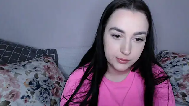 Snapshot of vitalina_freedom chatting on 12.19.24 vitalina freedom online show from 12.19.24