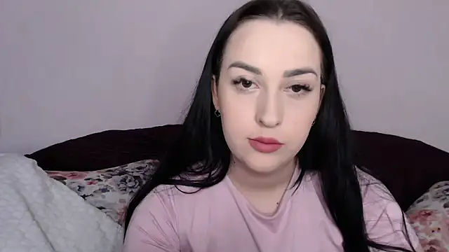 Snapshot of vitalina_freedom chatting on 01.11.25 vitalina freedom online show from 01.11.25