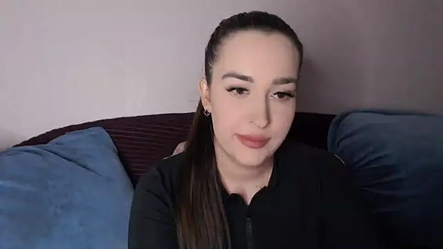 Snapshot of vitalina_freedom chatting on 10.01.25 vitalina freedom online show from 10.01.25