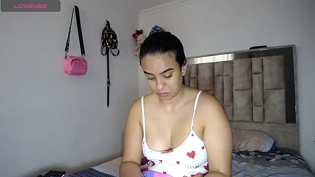 tiffany  pink online show from 04.14.26