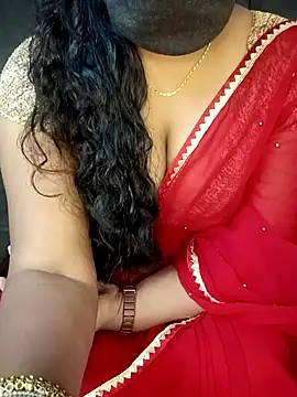 Snapshot of Mounika25 chatting on 01.25.25 Mounika25 online show from 01.25.25